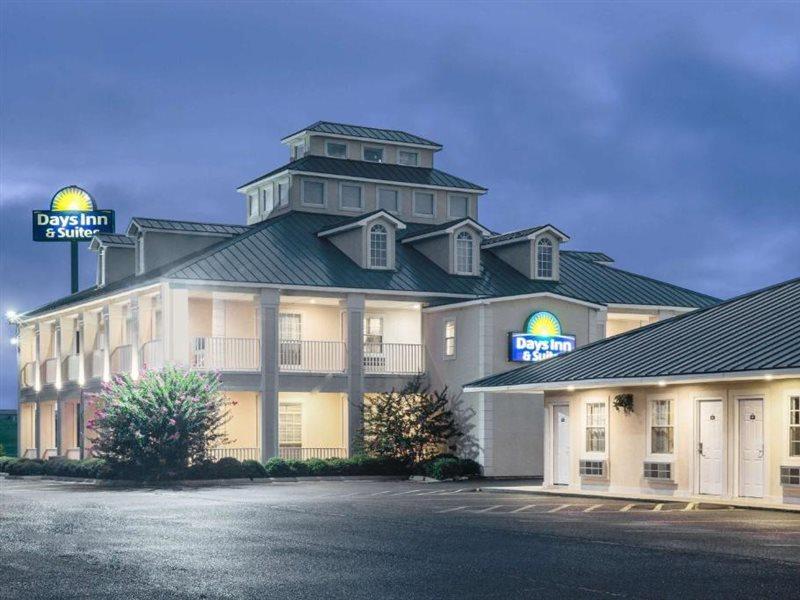 Days Inn By Wyndham Trumann Ar Exteriör bild